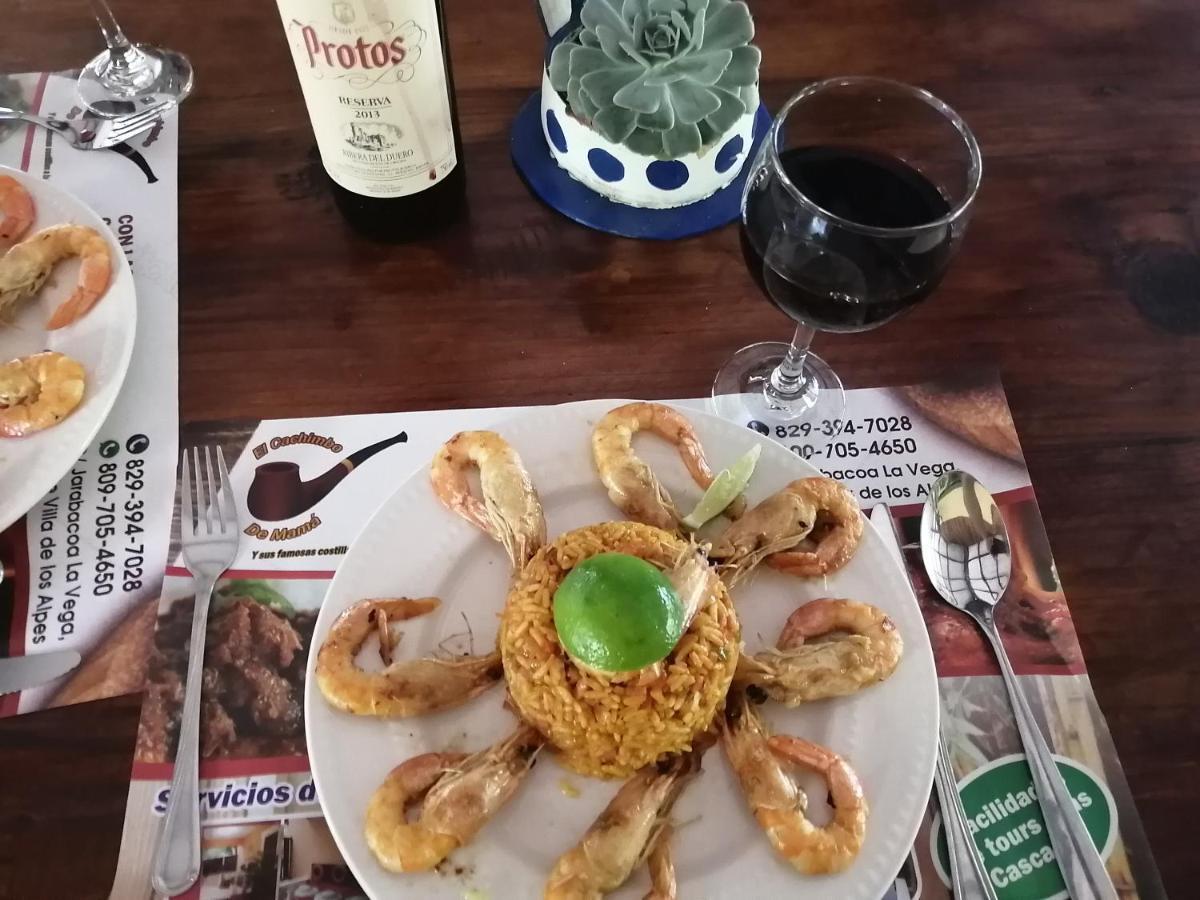 La Famosa Costillas A La Lena ハラバコア エクステリア 写真