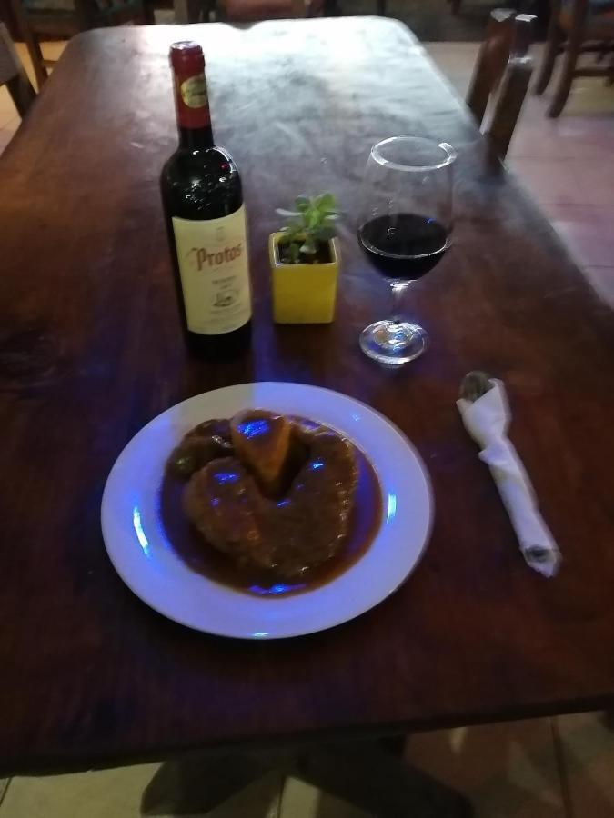 La Famosa Costillas A La Lena ハラバコア エクステリア 写真